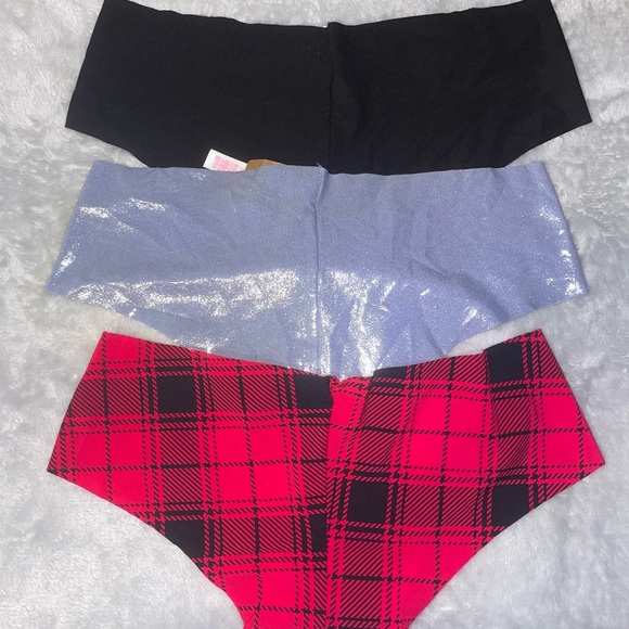 VS PINK NWT Size Medium Cheekster Bundle of 3 - Picture 2 of 10